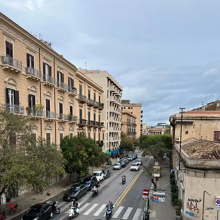 Apartment & House - Imparato Centro Politeama