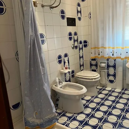 & House - Imparato Centro Politeama Палермо